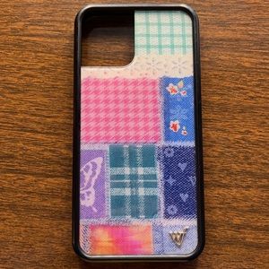 Wildflower iPhone 14 case